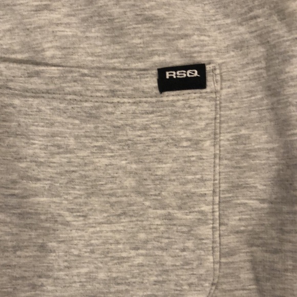 ⭐️FREE!!⭐️WITH BUNDLE PURCHASE!💥5 FOR $25💥RSQ! jogger sweatpants grey size lrg - Picture 8 of 8